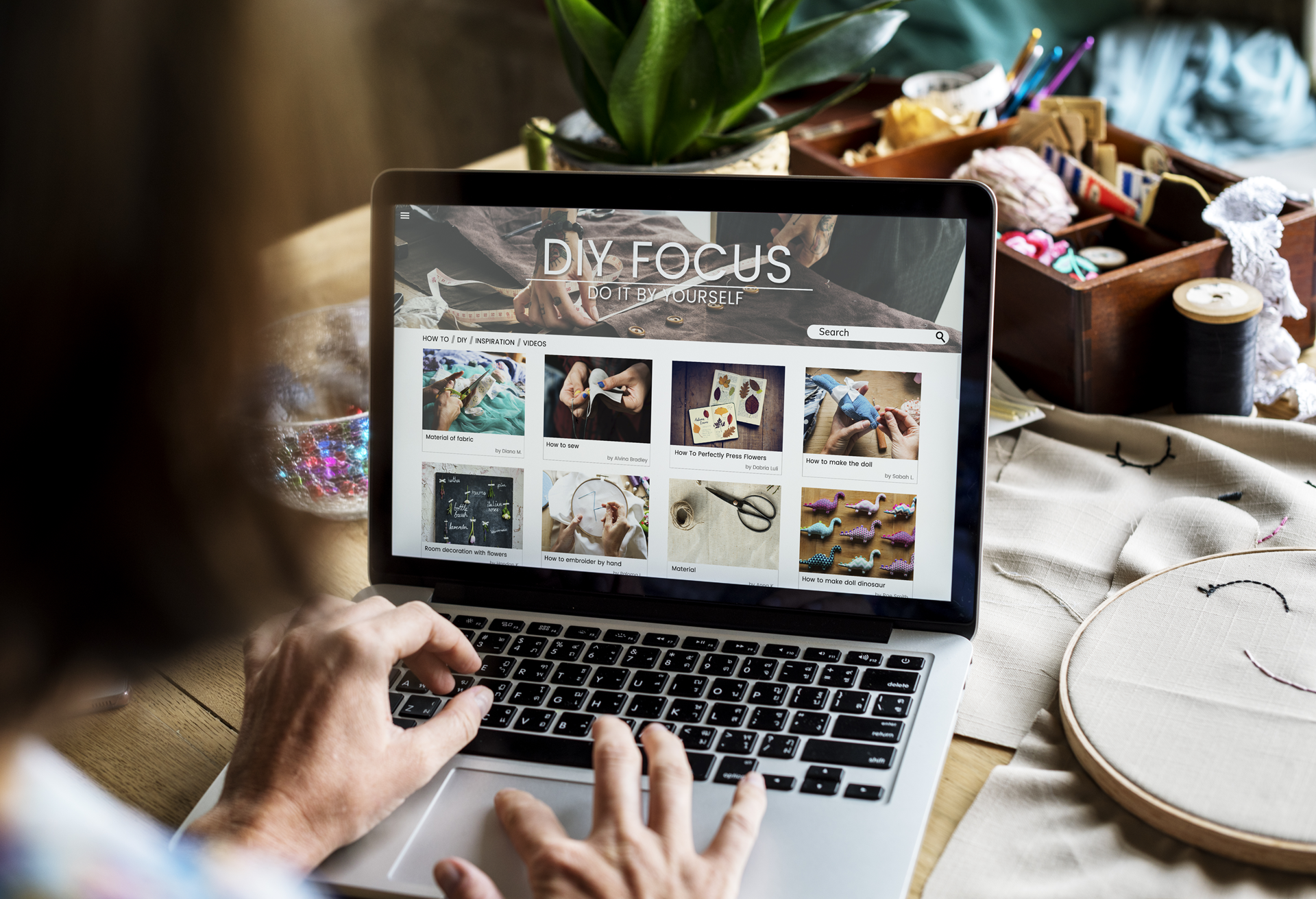 START UP 1 Online Shop 1920x1311 1
